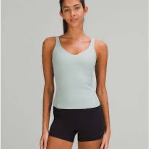 BNWOT lululemon align waist length tank - size 10